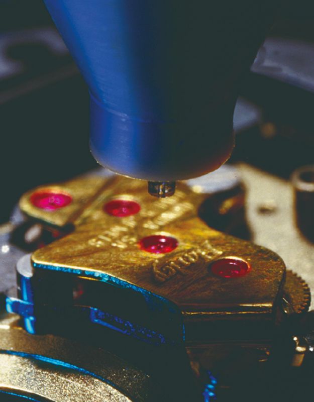Accurate dispensing of lubricants and oils